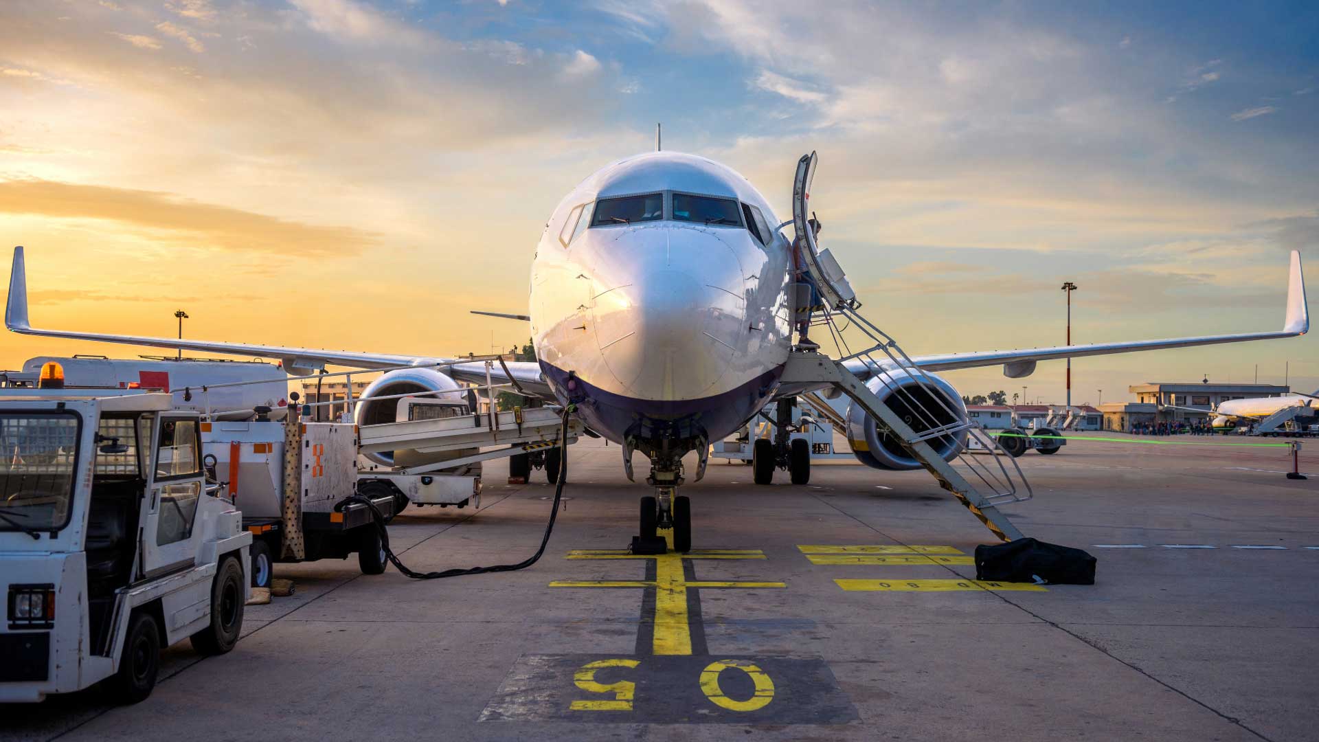 airplane fuelling india
